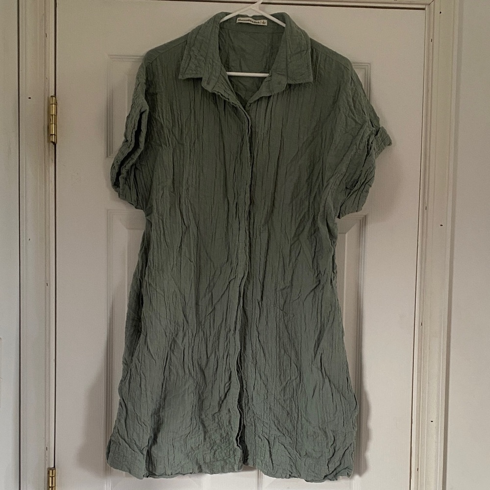 NWOT - Size L, Abercrombie & Fitch Light Sage Green Button-Front Shirt Dress